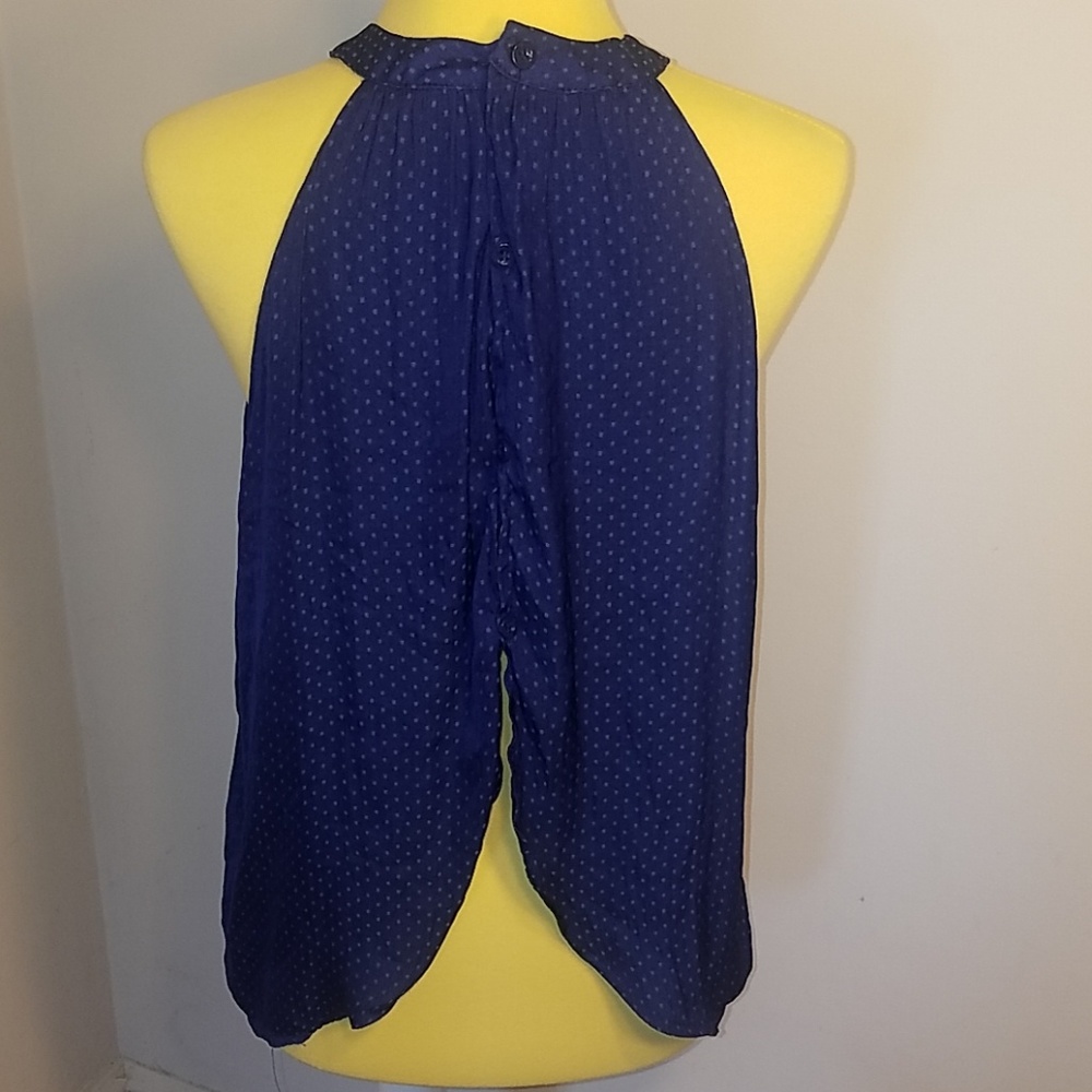 Button Back Halter Top - Picture 4 of 7